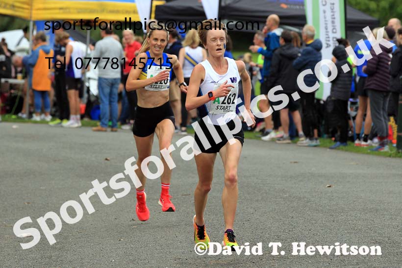 Senior womens Northern 4 Stage Relay, 2023 Northern 6 and 4 Stage Relays and Youngsters, Birkenhead Park, Wirral.  Photo: David T. Hewitson/Sports for All Pics